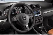 2009-Volkswagen-Golf-041.jpg
