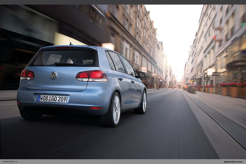 2009-Volkswagen-Golf-051
