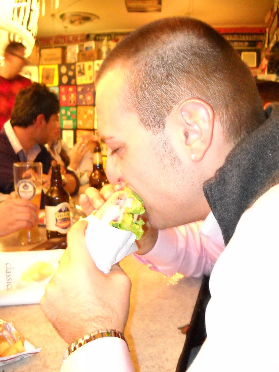 Paninata a Parma @ Chelsea Pub - 24/10/2009 - Chris che stranamente mangia :D
by armstead

