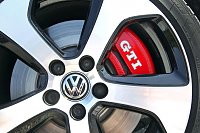 Clicca sull'immagine per ingrandirla. 

Nome:   VW-Golf-GTI-Performance-729x486-9711c411eb05130a.jpg 
Visite: 213 
Dimensione: 78.3 KB 
ID: 1247470